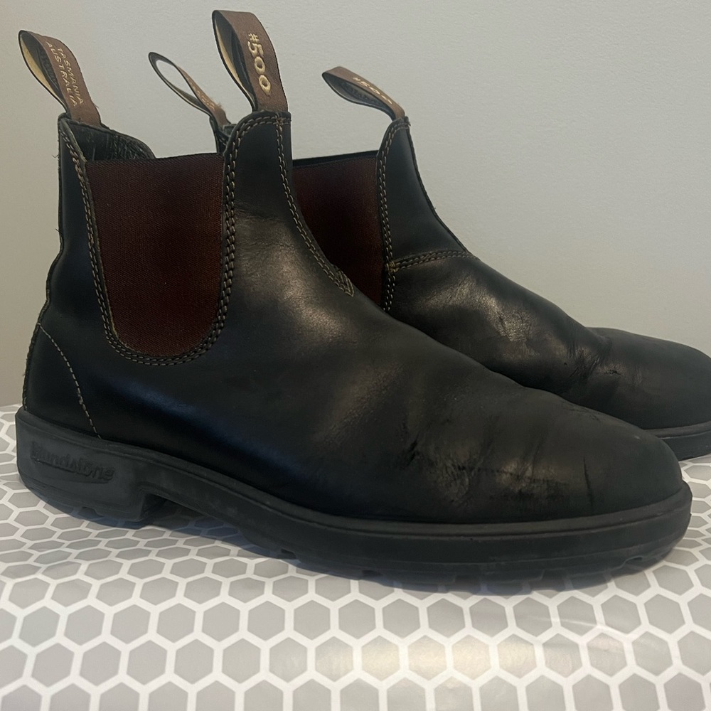 Blundstone Boots, black leather with brown accents